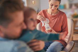 Mitos e verdades sobre os extratores de leite na amamentação